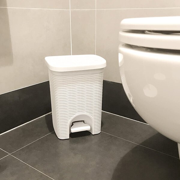 STEFANPLAST Pattumiera Bidone Spazzatura capacit lt. 6 cm. 20,5x20,5x28 h con Coperchio e Pedale colore Bianco - Linea Elegance - 30100