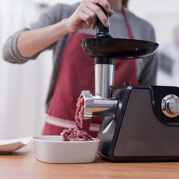 Black & Decker Tritacarne Elettrico Potenza 1000 watt con Accessori colore Nero - BXMMA1000E
