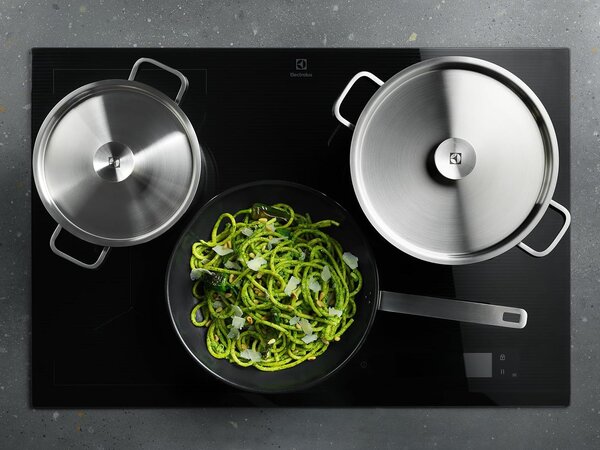 Electrolux Batteria Pentole Induzione 3 Pezzi Antiaderenti in Acciaio Inox - E3SS