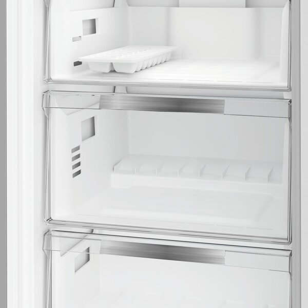 Hotpoint Ariston Frigorifero Combinato Capacit 355 Litri Classe energetica B Raffreddamento No Frost colore Acciaio Inox - HPK 25402 XP7E