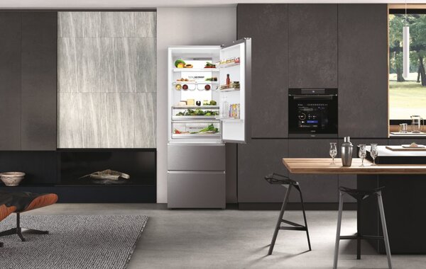 Haier Frigorifero Combinato Tre Porte Capacit 483 litri Classe energetica E Raffreddamento Total No Frost colore Inox - HTW7720ENMP 3D 70 Serie 7