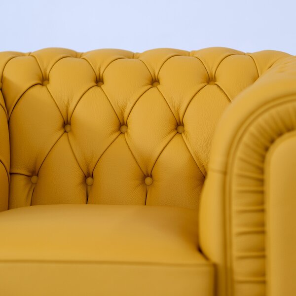 Poltrona Chesterfield Pelle Fiore Premium - Design Iconico