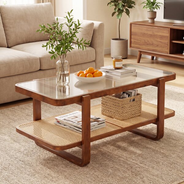 Costway Tavolino salotto in legno e vetro satinato temperato con decorazioni rattan, Tavolo basso da soggiorno design rustico e salvaspazio