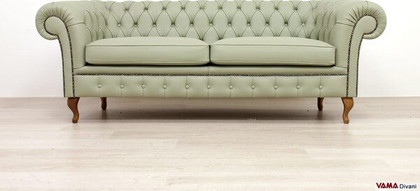 Divano Chesterfield verde salvia 2/3 posti in pelle