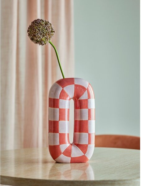 Vaso color salmone/color crema in ceramica dipinto a mano (altezza totale 32 cm) Mae – Bloomingville