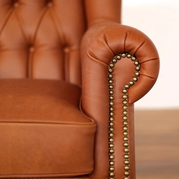 Poltrona Chesterfield Bergere Regina Pelle Fiore Premium - Design Iconico