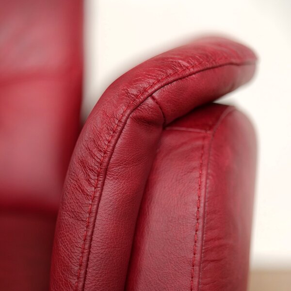 Poltrona Costanza Pelle Fiore Old Rosso Tocai - Relax Elettrico 2 Motori - Girevole con Batteria