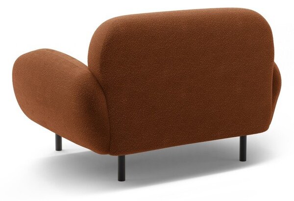 Poltrona color terracotta con rivestimento in bouclé Poppy – Micadoni