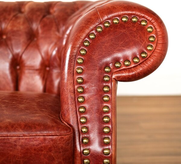 Divano Chesterfield Domus Pelle Primo Fiore Premium - Design Vintage