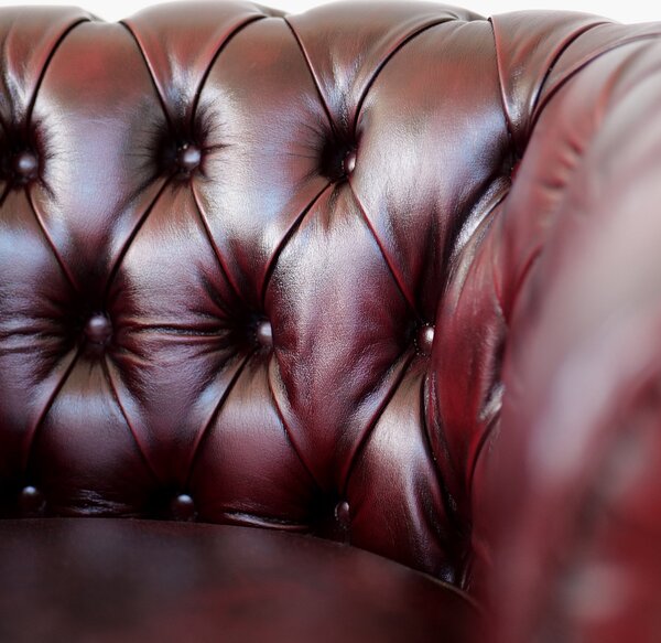 Poltrona Chesterfield Medium Pelle Primo Fiore Premium - Design Iconico