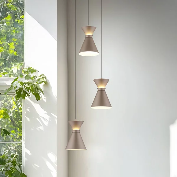 Helestra Lampada LED a sospensione LUK, 3 luci, marrone, dimmerabile, Marrone / Ruggine, Cucina, Alluminio