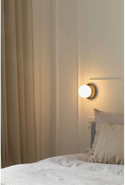 Nuura Aps Applique da parete di design Liila, dimmerabile, Nero, Bagno, Metallo, Scandinavo, Applique