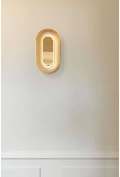 Nuura Aps Applique da parete di design Sasi, dimmerabile, Ottone / Oro, Soggiorno / Sala da pranzo, Metallo, Scandinavo, Applique