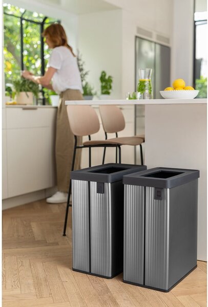 Cestino per la spazzatura grigio in plastica riciclata 54 l Verto Recycle - Curver