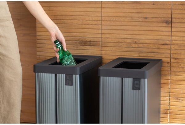 Cestino per la spazzatura grigio in plastica riciclata 54 l Verto Recycle - Curver