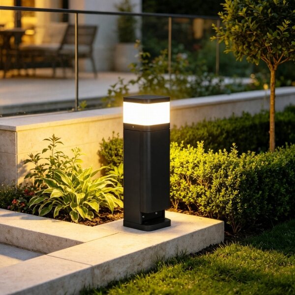 BRILAGI - Lampada da esterno con 2 prese SCHUKO PILLAR 1xG9/11W/230V IP44 nera