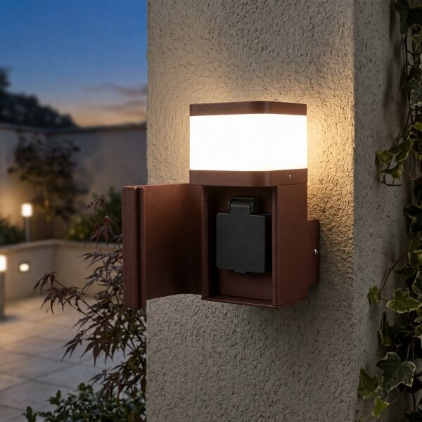 BRILAGI - Lampada da parete per esterni con presa SCHUKO PILLAR 1xG9/11W/230V IP44 marrone