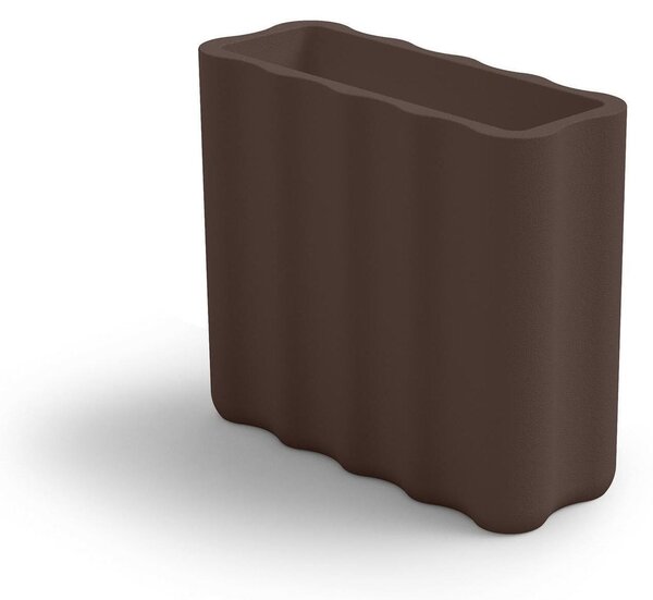 Fioriera NEBULA in Polietilene � un set di vasi con curve sinuoso e forma ondulata Dimensioni 89x35xh 78 cm Colore CORTEN