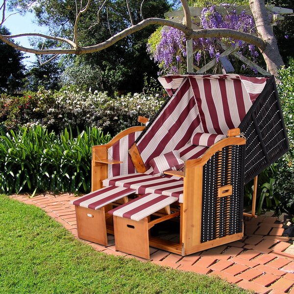Outsunny Strandkorb Ostsee Volllieger 2 Posti Sedie da Spiaggia in Legno di Pino, Schienale Regolabile su 5 Livelli, Sedia da Spiaggia con Poggiapiedi e Tavolini Laterali, Intreccio PE, Sedia da Spiaggia per Balcone, Rosso+Bianco | Aosom Italy