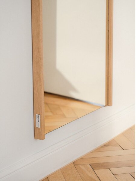 Specchio da parete con telaio in legno massiccio 60x160 cm Lun – noo.ma