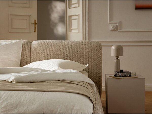 Letto matrimoniale imbottito marrone chiaro con contenitore con rete inclusa 200x200 cm Solange – Micadoni
