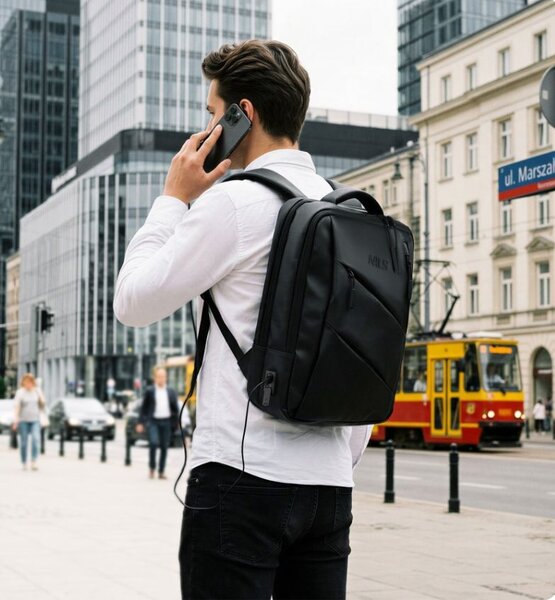 Zaino Porta PC Elegante con USB Integrata