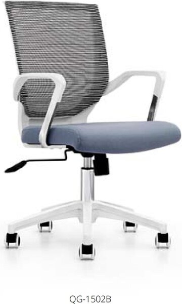 Moderna poltrona in tessuto beige con struttura in acciaio inossidabile