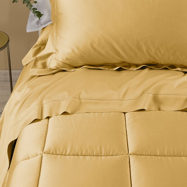 Trapunta In Raso Di Cotone Raso Matrimoniale Dreaming Tinta Unita Gold Caleffi