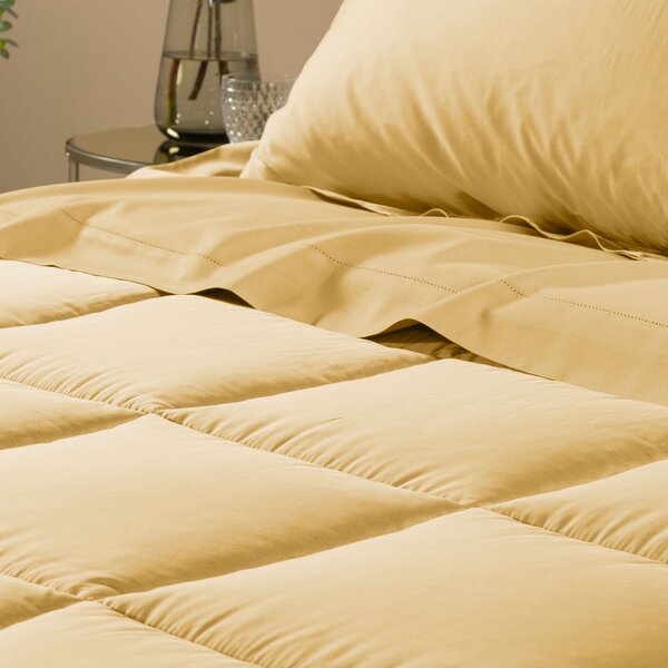 Trapunta In Raso Di Cotone Raso Matrimoniale Dreaming Tinta Unita Gold Caleffi
