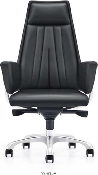 Poltrona in Pelle finta beige, design moderno, seduta confortevole