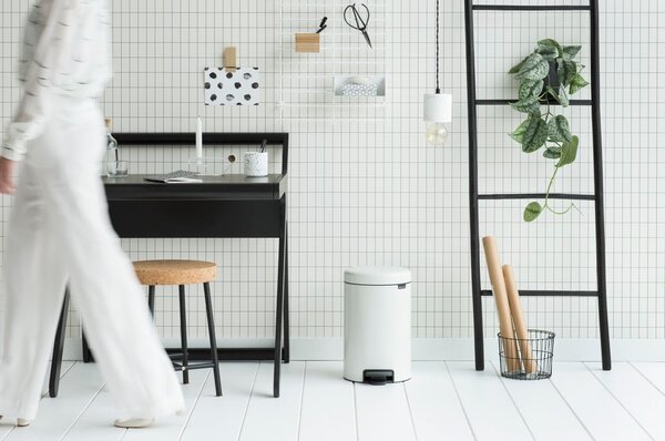 Bidone in acciaio bianco 12 l NewIcon - Brabantia