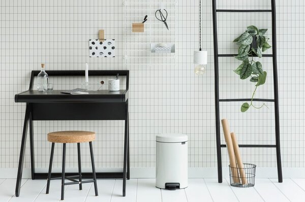 Bidone in acciaio bianco 12 l NewIcon - Brabantia
