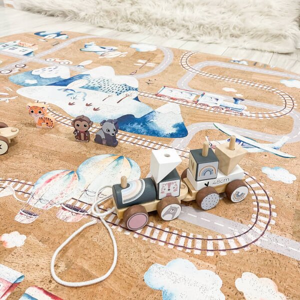 Tappeto da gioco in sughero per bambini con una strada, macchine e un nome