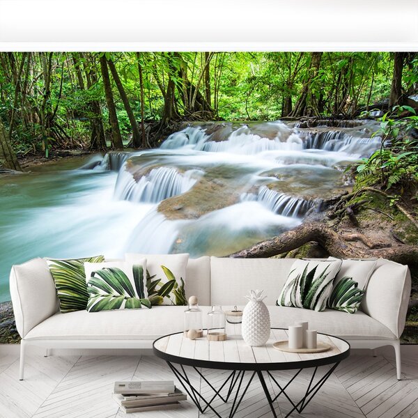 Carta da parati Cascata nella foresta 104x70 cm