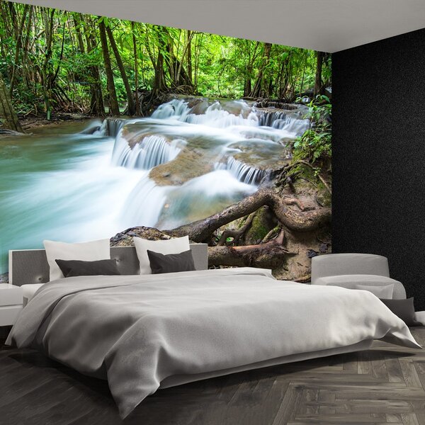 Carta da parati Cascata nella foresta 104x70 cm