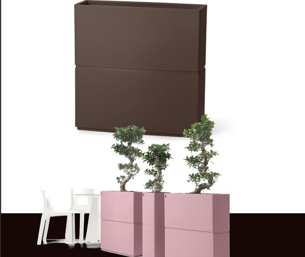Fioriera Alta DUNE in Polietilene � una fioriera dal design Lineare Dimensioni 80x27xh 80 cm in grado di delimitare con eleganza ampi spazi Colore Corten