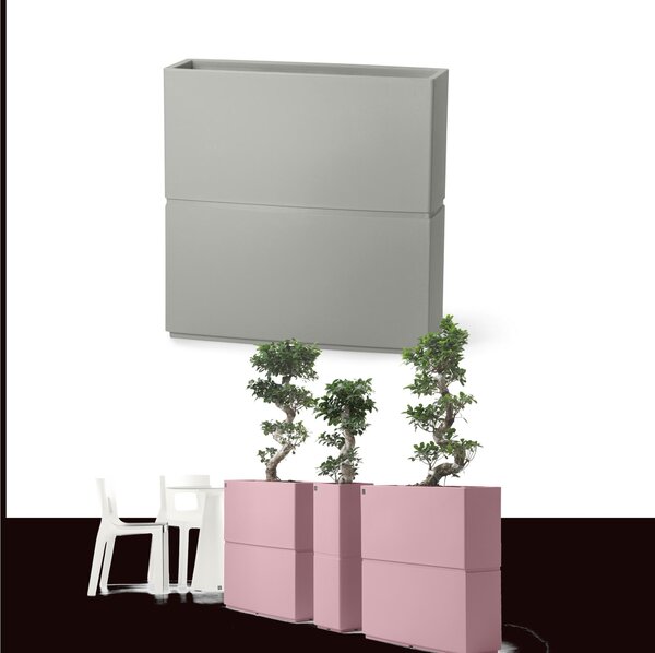 Fioriera Alta DUNE in Polietilene � una fioriera dal design Lineare Dimensioni 80x27xh 80 cm in grado di delimitare con eleganza ampi spazi Colore Argento