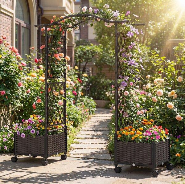 Costway Cassette per piante con irrigazione automatica graticcio e tetto, letto da giardino rialzato su ruote bloccatili rattan impermeabile Marrone