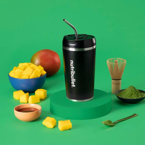 NutriBullet Frullatore con Bicchiere Portatile per Sportivi Capacit Ciotola 590 ml Potenza 11.1 V colore Nero - NBP016B Flip