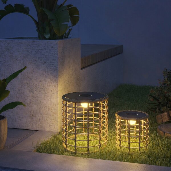 Outsunny Set di 2 lampade solari da esterno in resina intrecciata, lampade senza fili ricaricabili sensore di luce giallo | Aosom Italy