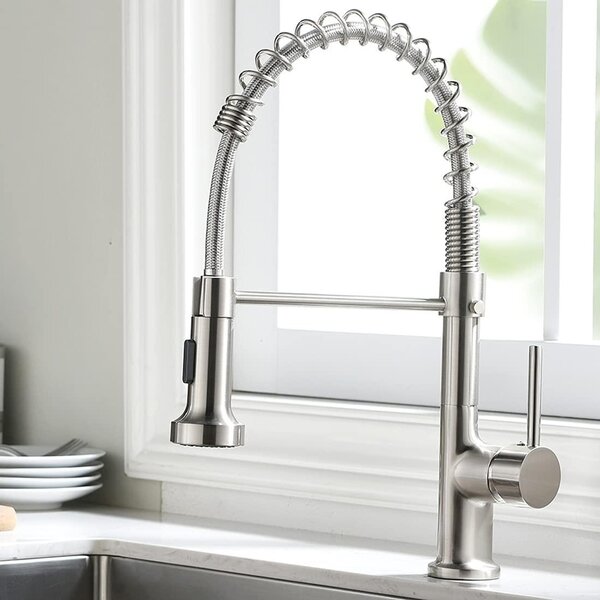 Rubinetto da cucina estraibile con funzione spray a due getti