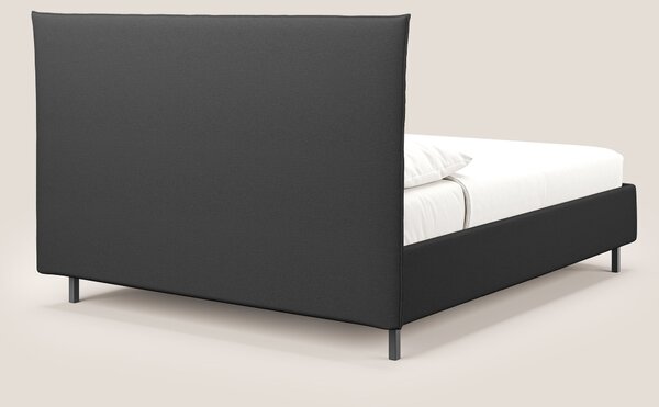 Izumi letto imbottito contenitore con piedi alti in tessuto smacchiabi