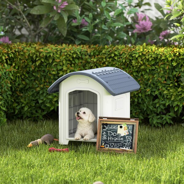 PawHut Cuccia per Cane da Esterno, Casa per Cane in Plastica con Pavimento Rialzato e Amovibile, Tetto Impermeabile, Grigio | Aosom Italy
