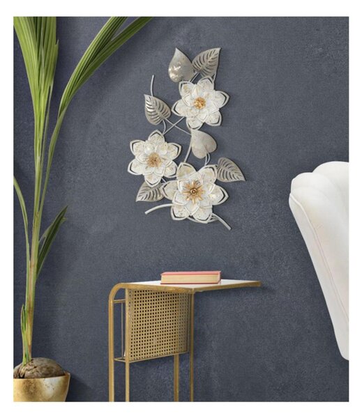 Pannello in metallo dal design floreale ARTIC , in 3D sono il nuovo trend Dimensioni 39x5,5x h 67,5 cm per decorare le tue pareti