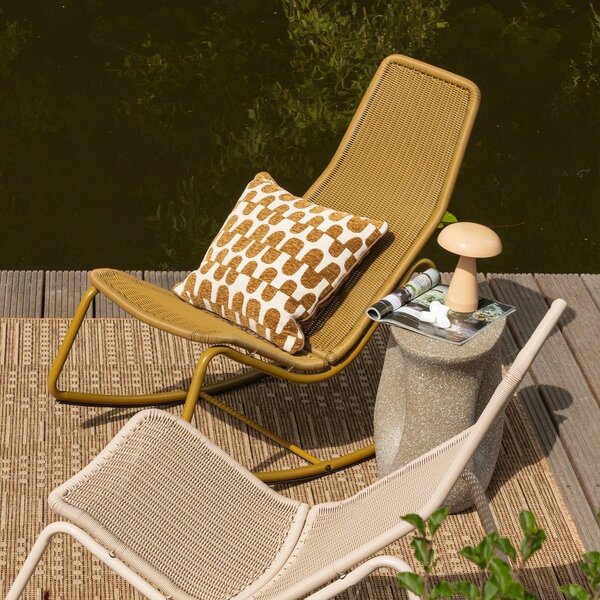 Poltrona da esterno giallo ocra in rattan artificiale Tom – WOOOD