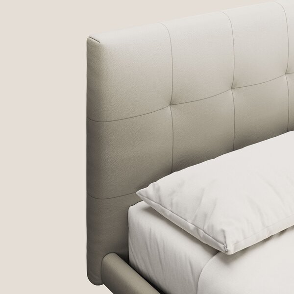 Midori letto imbottito trapuntato in ecopelle con piedini alti T04 tor