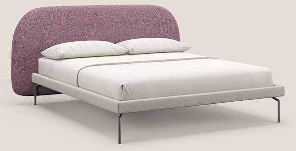 Soleil letto imbottito di design con piedi alti in metallo in bouclet