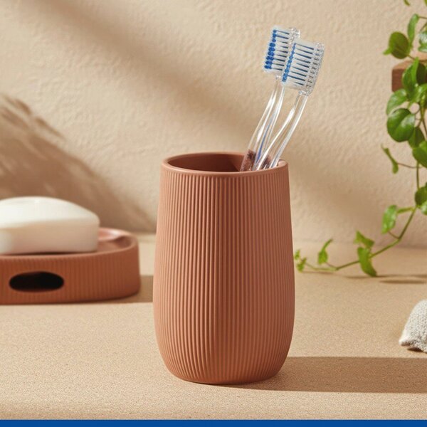 Portaspazzolino marrone in ceramica Fablo – Wenko