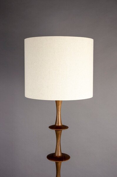 Lampada da terra color crema/colore naturale scuro con paralume in tessuto (altezza totale 179 cm) Cath – Dutchbone