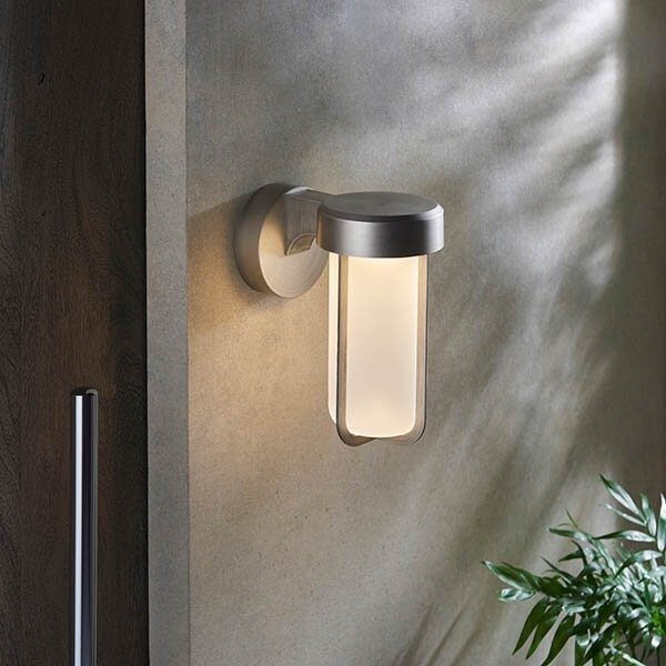 Endon 94990 - Lampada da parete per bagno LED/8W/230V IP44 2700K cromo opaco